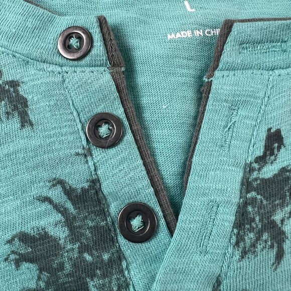 Guess Denim Henley T-Shirt Men's Teal‎ knit Short Sleeve Palm Trees LA Sz L - Picture 6 of 14